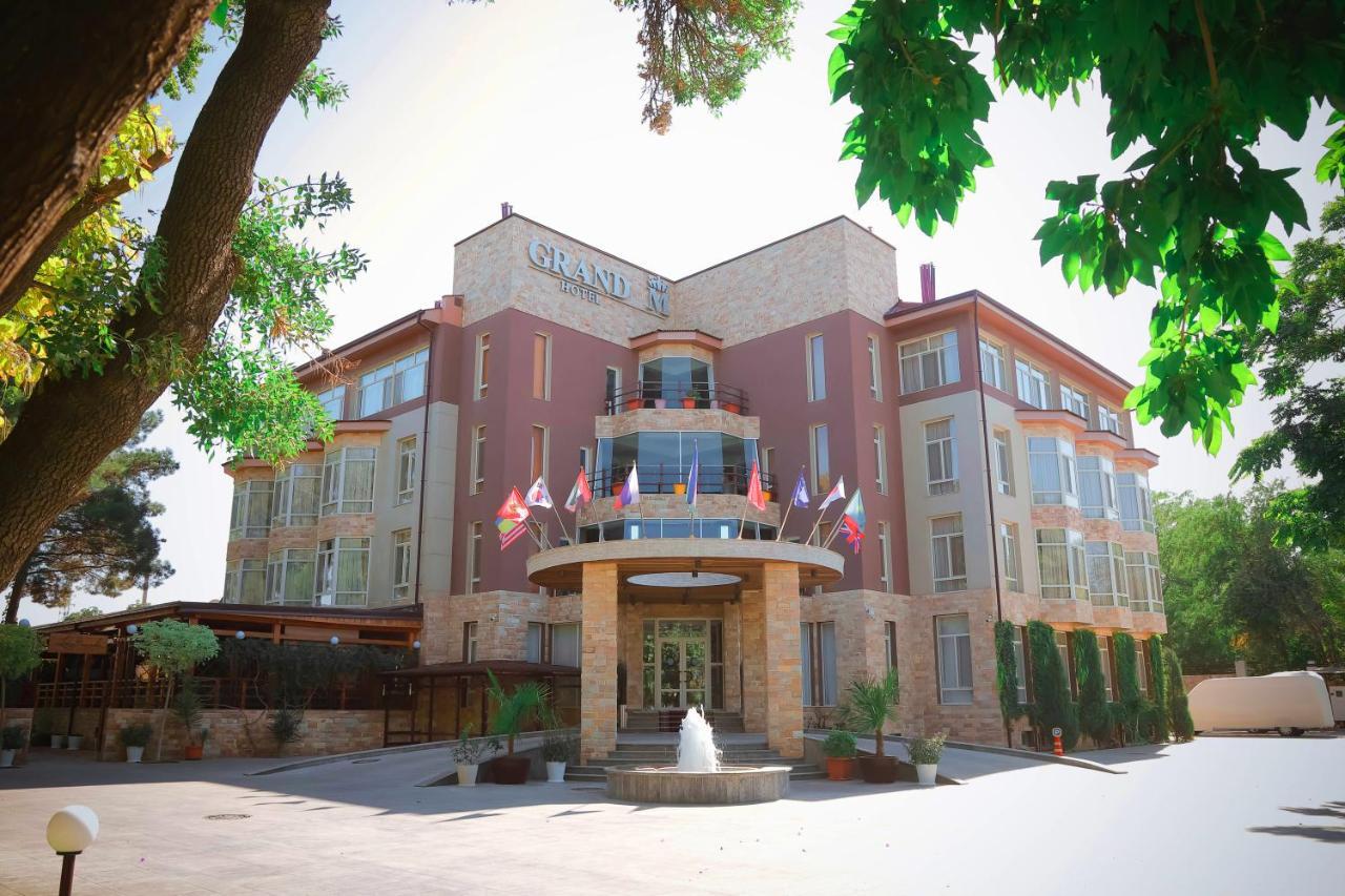 Grand M Hotel Navoi Exterior foto